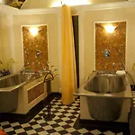 Parkhotel Отель 4*