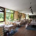 Parkhotel Отель 4*