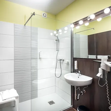 Ξενοδοχείο Parkhotel 4*