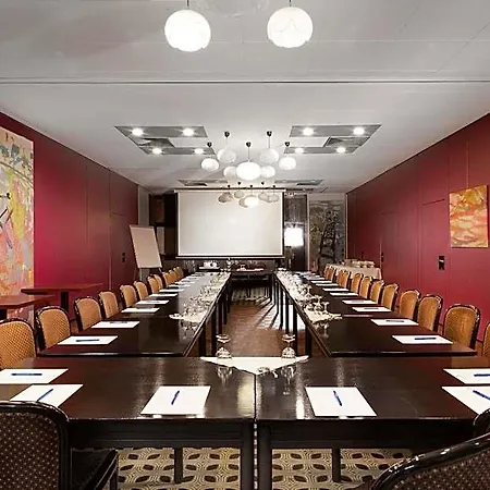 Hotell Parkhotel 4*