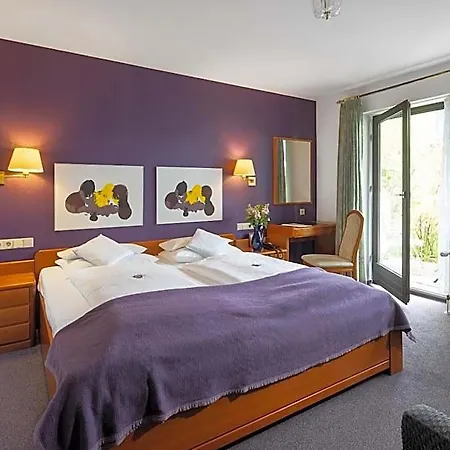 Parkhotel Hotell 4*