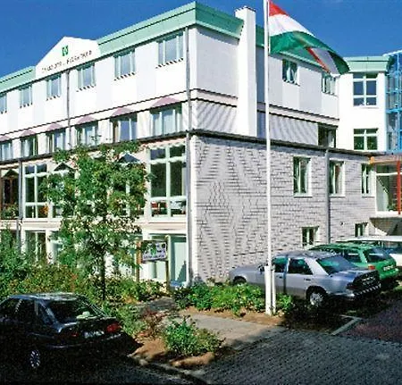 希特扎克公园酒店 4* 希茨阿克