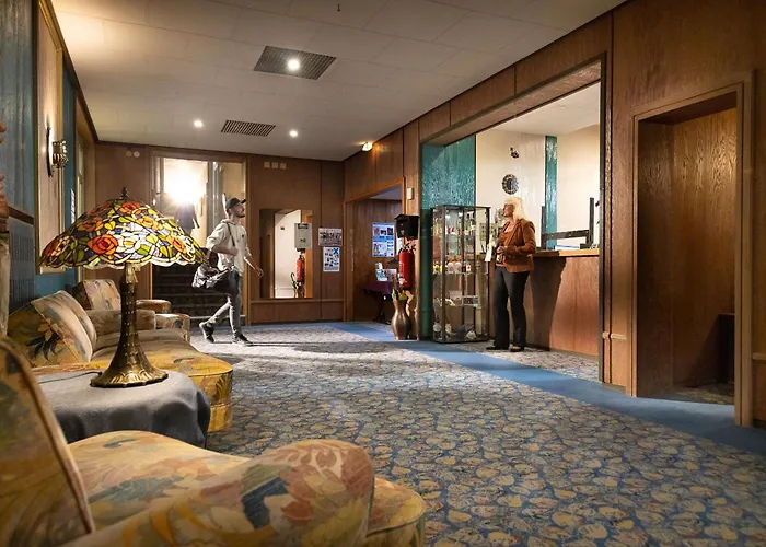 Parkhotel Отель 4*