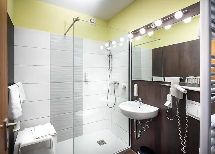 Отель Parkhotel 4*