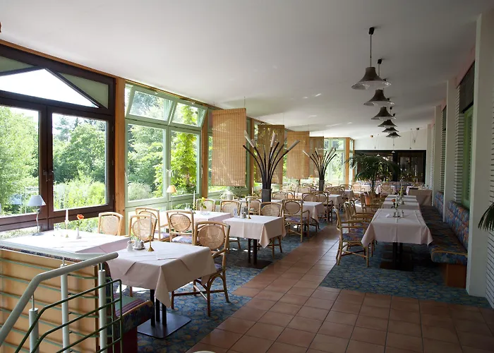 Parkhotel Отель 4*